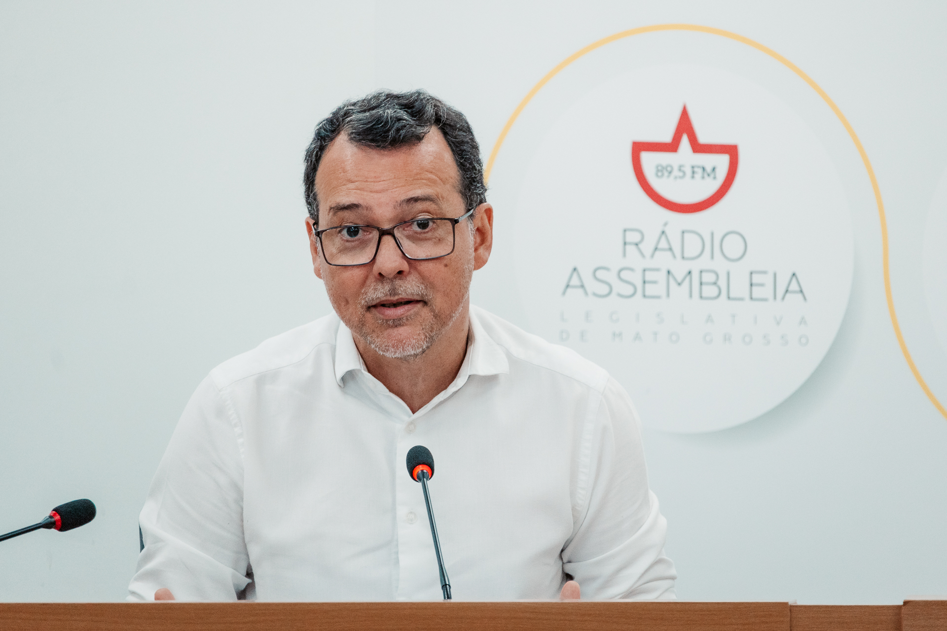 Lúdio em audiência pública na ALMT - foto Cami Barros