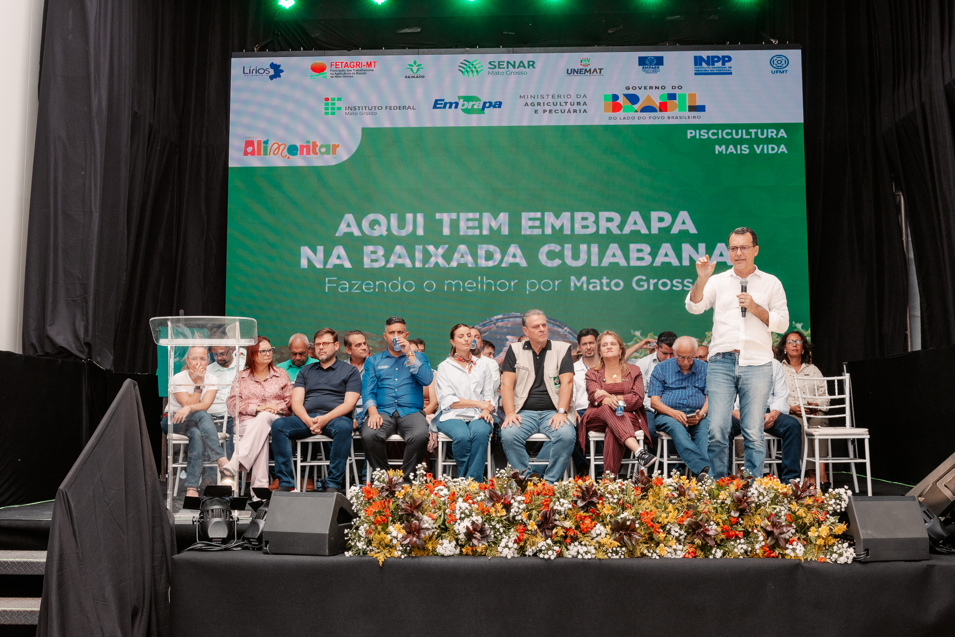 Lúdio discursa na Embrapa Baixada Cuiabana - foto Cami Barros