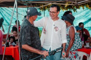 Lúdio na Feira do Osmar Cabral - foto Cami Barros